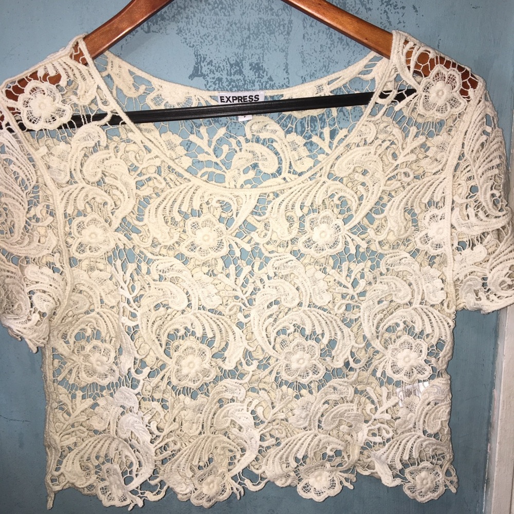 Express half shirt